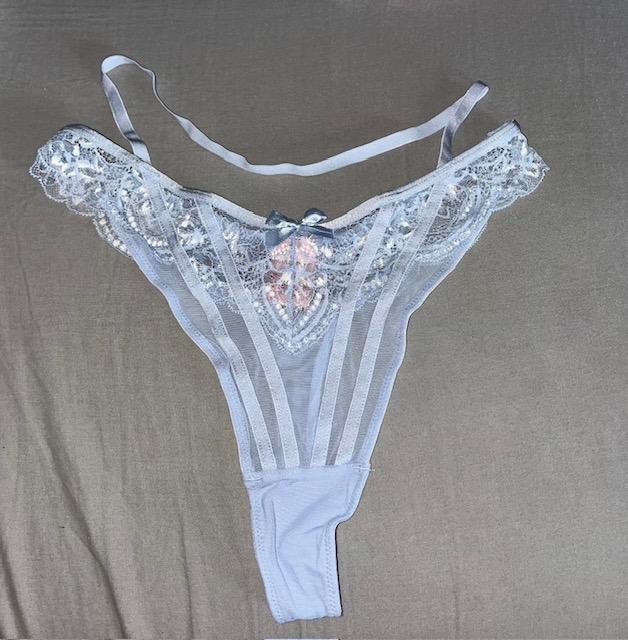 String Hunkemoller blauw