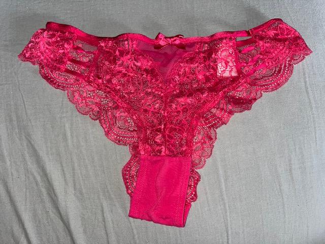 Slipje Hunkemoller met kant Rood/Roze